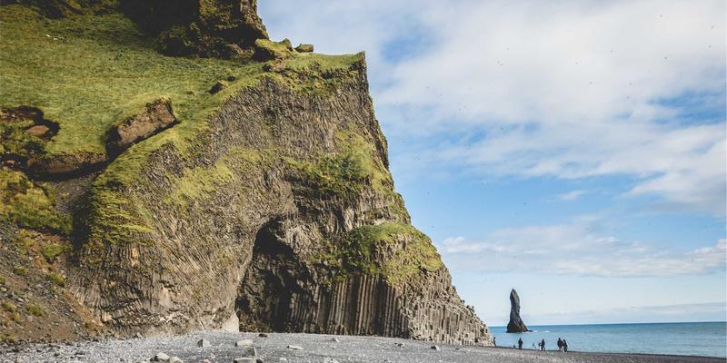 曹操36953：商超便利新革命，同城快递如何重塑即时消费版图